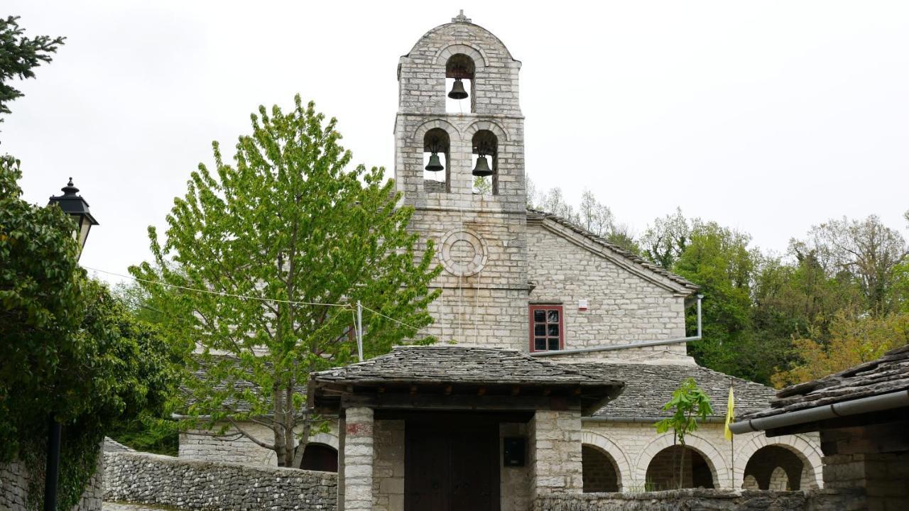 Vikos Hotel Monodendri Exterior foto